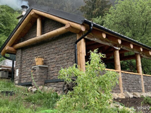 Lodge brown Fassade als fugenloses Verlegesystem