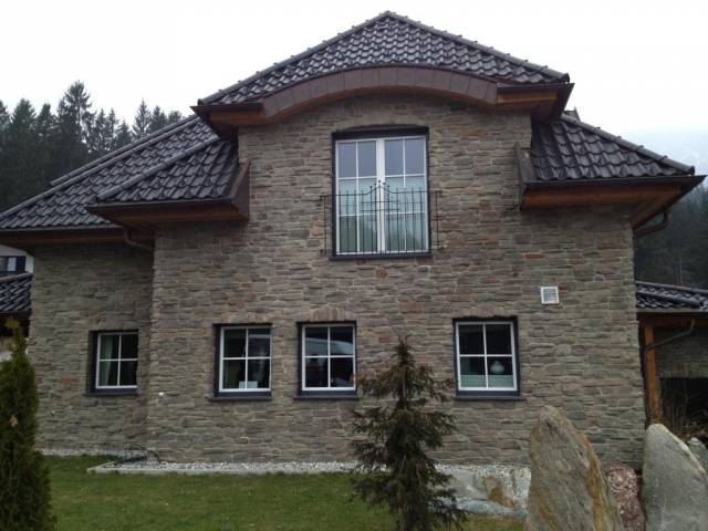 Cottagehaus mit Mix Tirol
