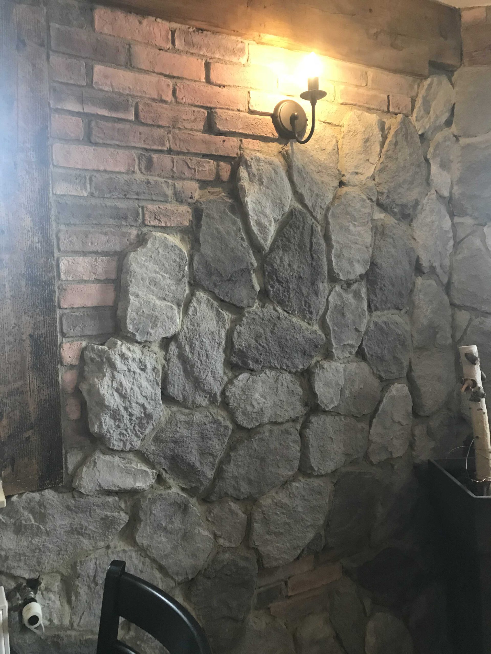 Field Stone gray und Masterbrick Wandverblender Bauernstube Wölfersheim